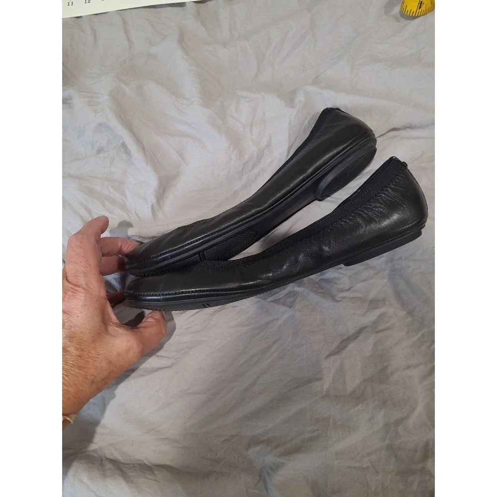 Bandolino Black Leather Ballet Flats Women's Size 9.5 minimalist comfort comfort